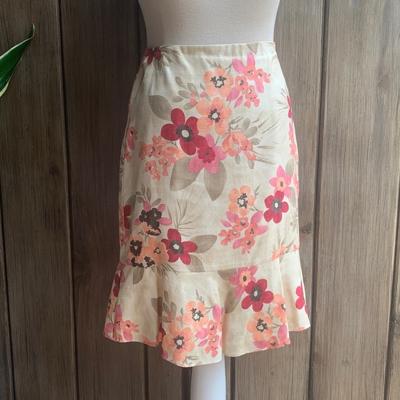 Ann Taylor Loft • 🆕 tulip skirt - Picture 1 of 5